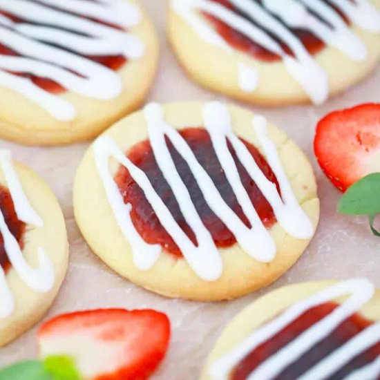 Air Fryer Strawberry Cookies