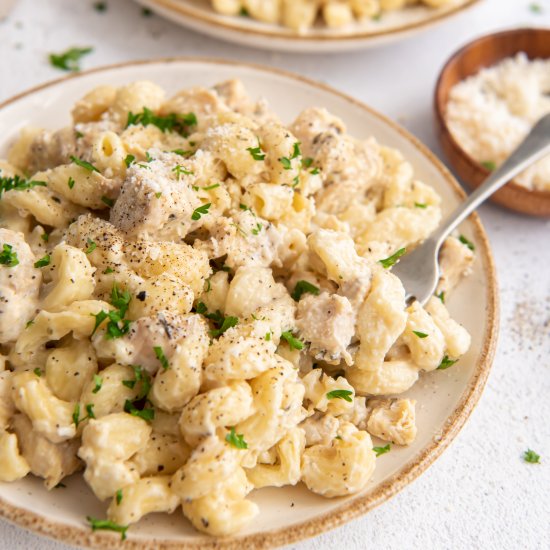 Instant Pot Creamy Chicken Pasta