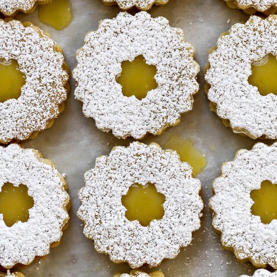 Lemon Curd Linzer Cookies