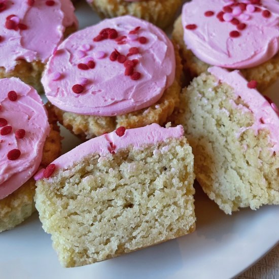 Almond Flour Cupcakes