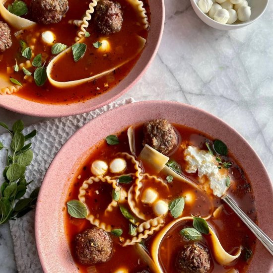 Easy Lasagna Meatball Soup