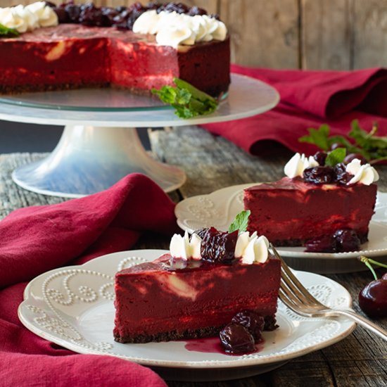 RedVelvet WhiteChocolate Cheesecake