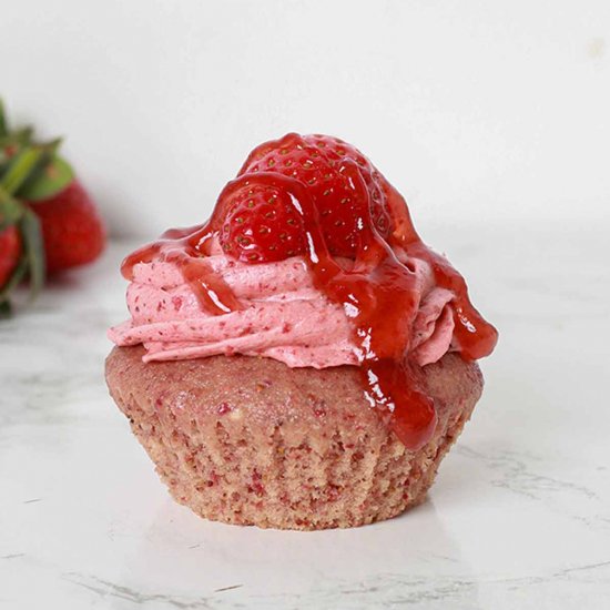 Vegan Strawberry Cupcakes