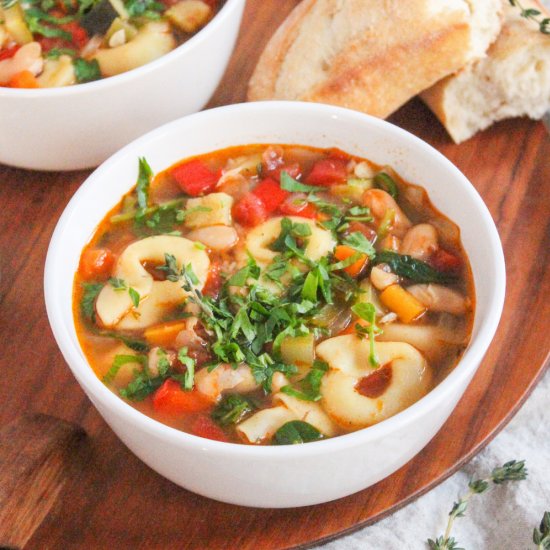 Vegetarian Tortellini Soup