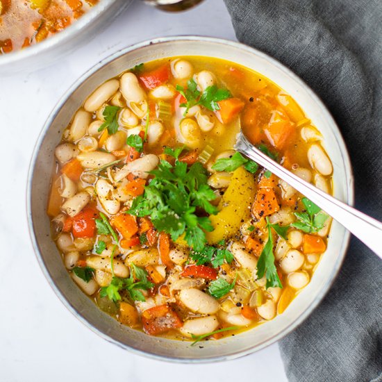 Vegetarian lemon-infused bean broth