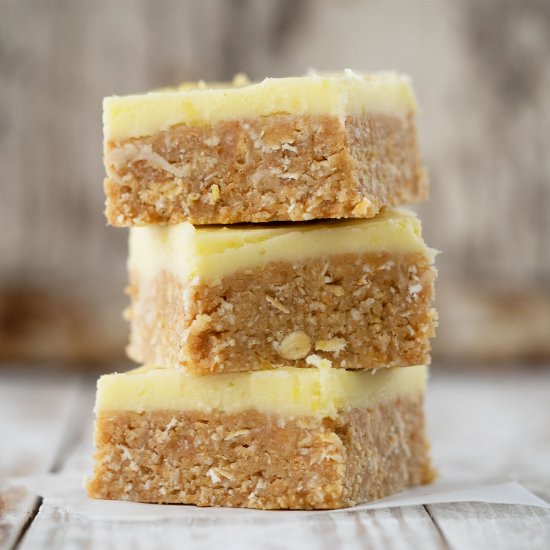 No Bake Lemon Slice