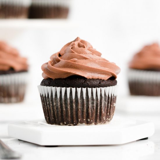 Healthy Chocolate Frosting – 3 Ways