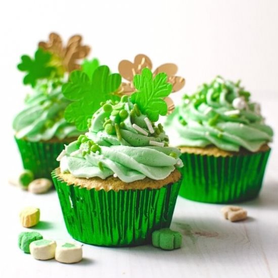 St. Patrick’s Day Cupcakes Box Mix