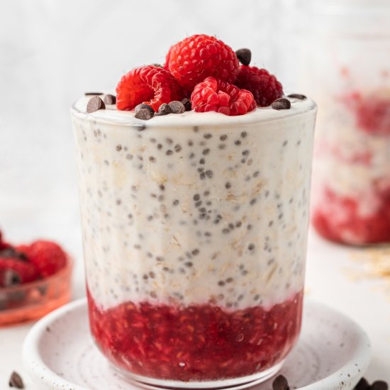 Raspberry Overnight Oats