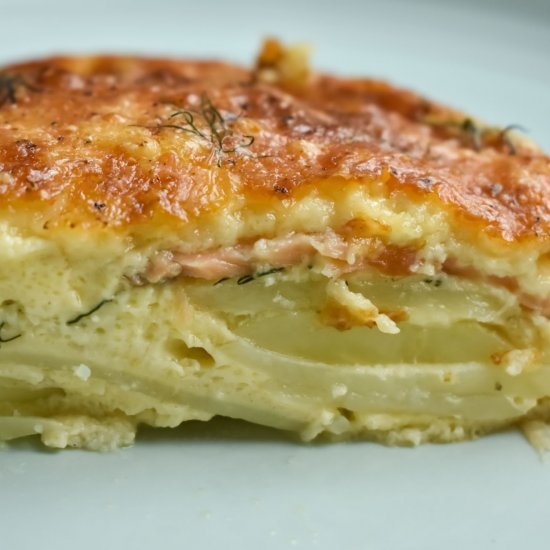 CRUSTLESS SALMON POTATO QUICHE