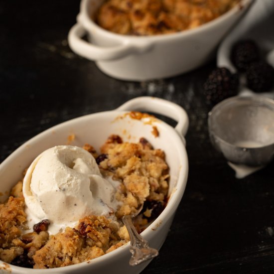 Apple Blackberry Crumble