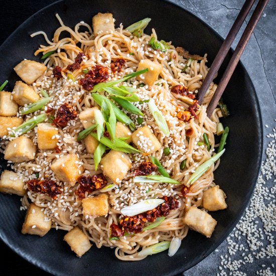 Spicy Ramen Noodles & Crispy Tofu