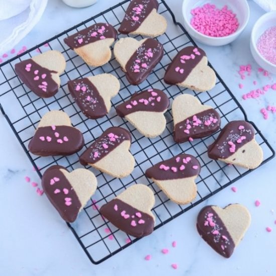 Vegan Valentine’s Heart Cookies