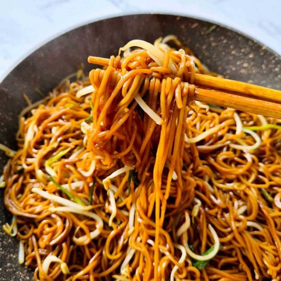 15 minute Soy Sauce Noodles