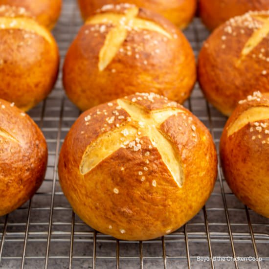 Pretzel Rolls