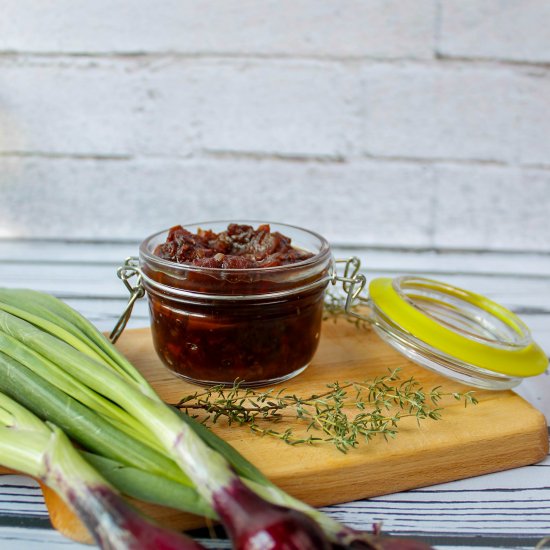 Tomato and onion chutney