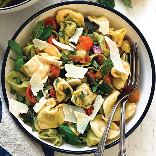 Quick & Easy Tortellini Pasta Salad