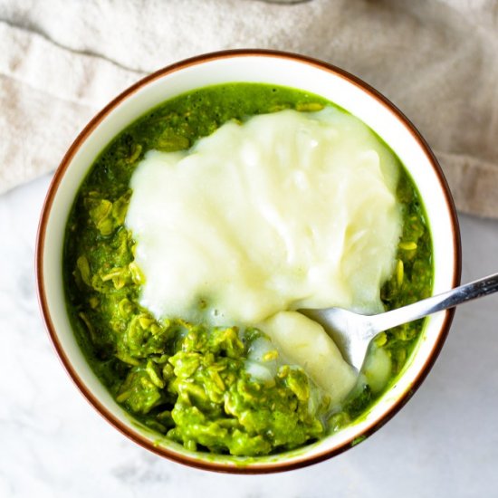 Matcha Cupcake Oatmeal