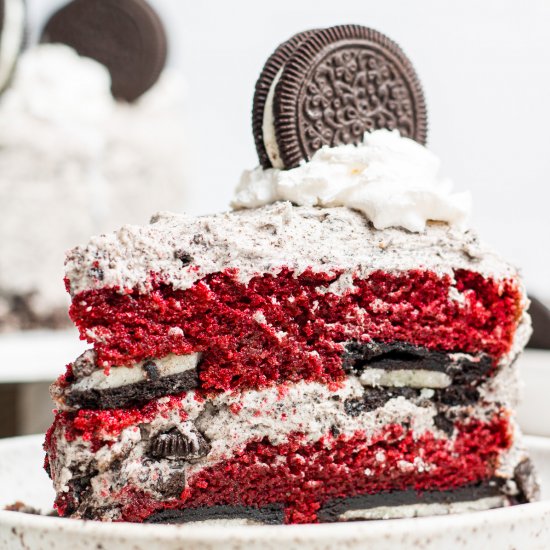 Oreo Red Velvet Cake