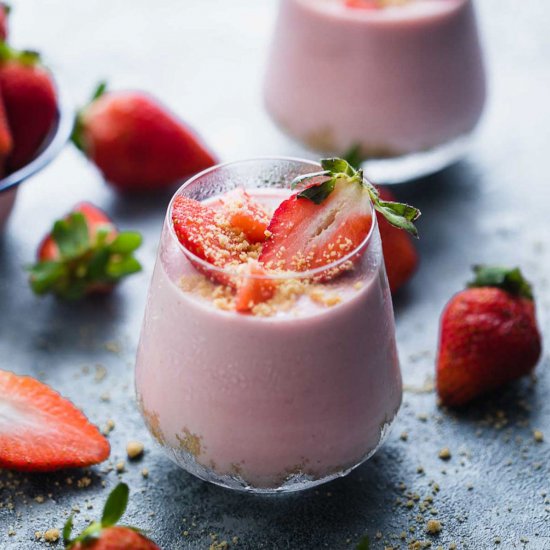 No Bake Strawberry Cheesecake Jars