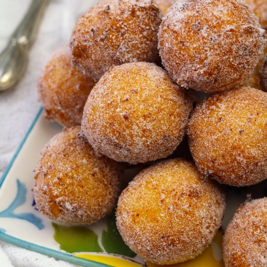 Easy Italian Lemon Ricotta Doughnut