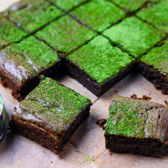 Dark Chocolate Matcha Brownies