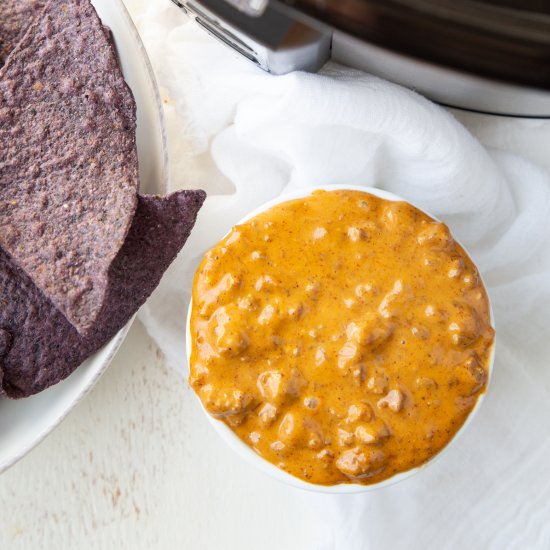 Crockpot Chili Cheese Dip