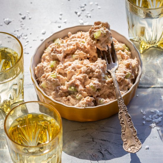 Tuna Salad (with Low Fat Option)