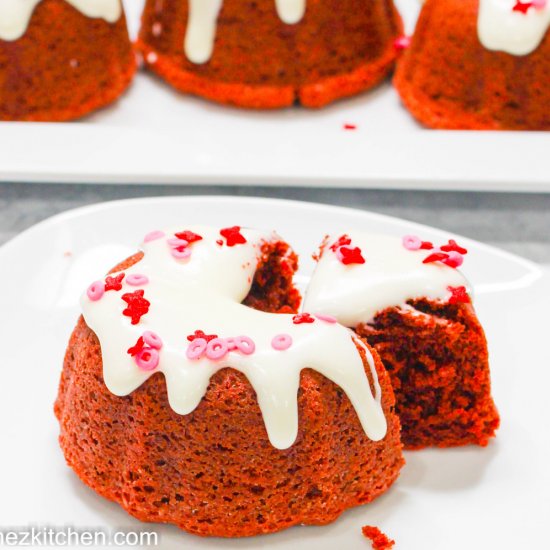 Eggless Red Velvet Cake