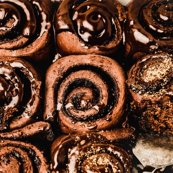 Chocolate cinnamon rolls recipe