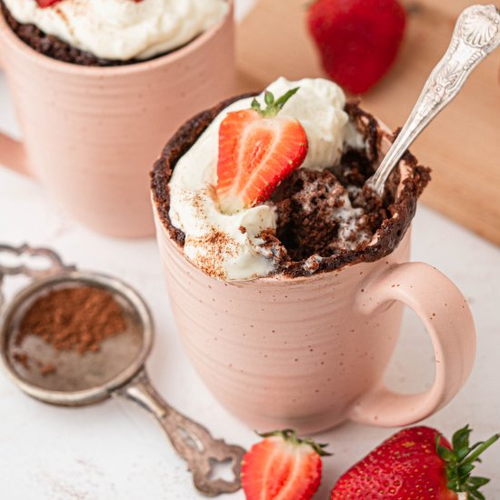 4-Ingredient Nutella Mug Cakes