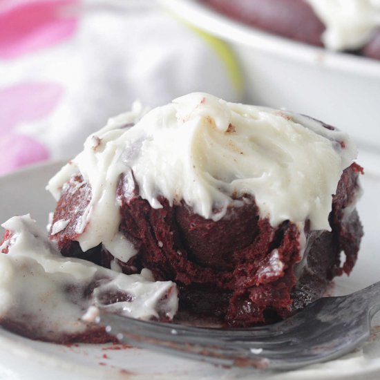 Red Velvet Cinnamon Rolls