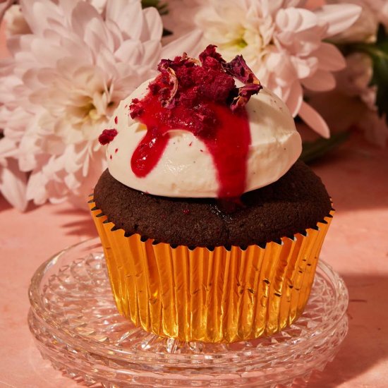 Chocolate and Raspberry Cupcakes