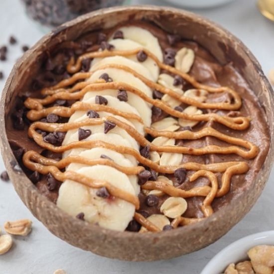 Snickers Smoothie Bowl