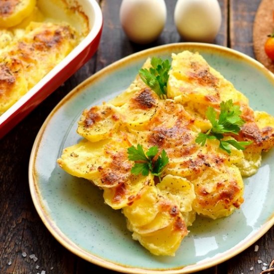 Cheesy Scalloped Potatoes