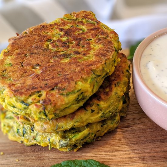 Zucchini (courgette) fritters