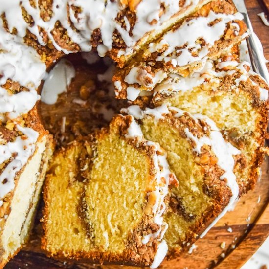 Sour cream coffee cake