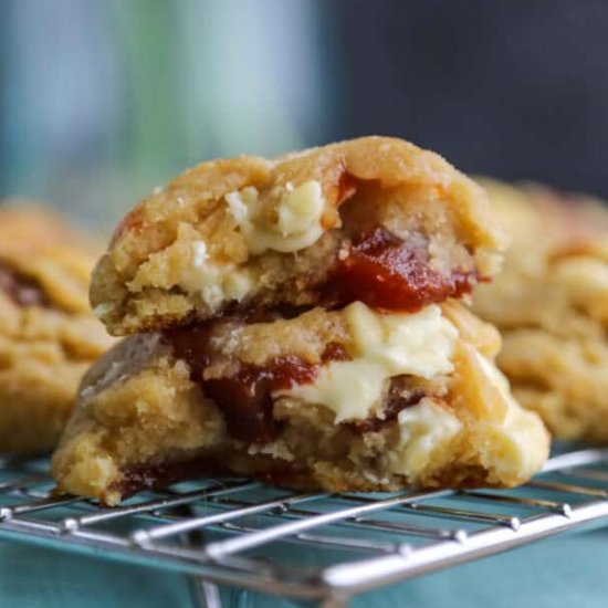 Guava white chocolate cookies