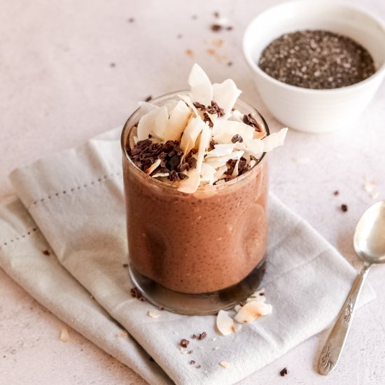 Chocolate chia pudding