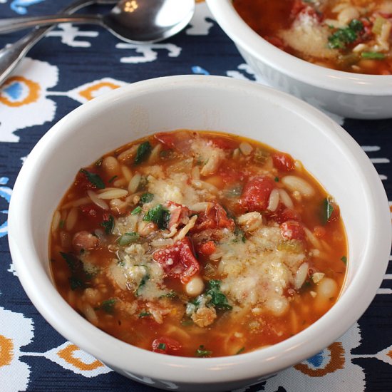 Italian pasta and bean soup