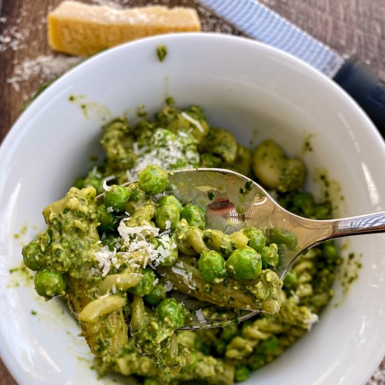 Pesto Pasta Salad