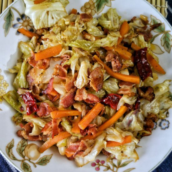 Bacon cabbage stir-fry