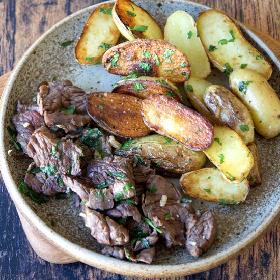 Skirt steak and fingerling potatoes