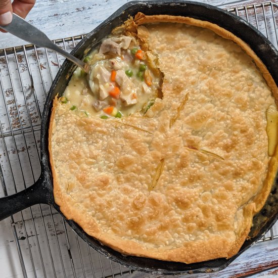 Easy Skillet Chicken Pot Pie