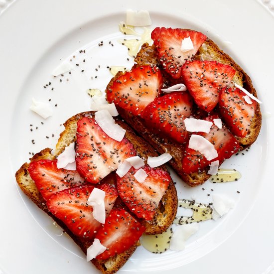 Almond Butter Toast with Berries