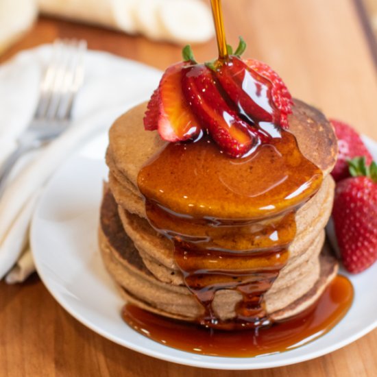 Banana & Strawberry Oat Pancakes