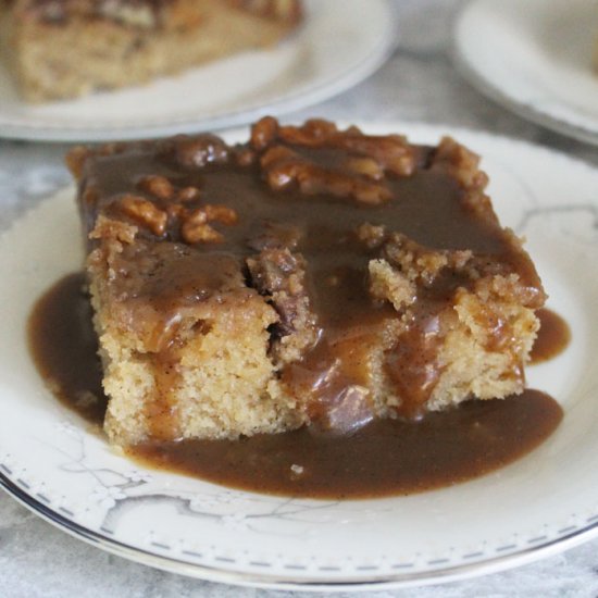 Nutty Pecan Sticky Bun Cake