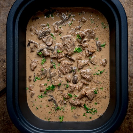 Slow Cooker Beef Stroganoff