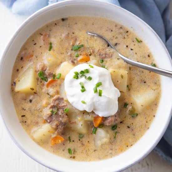 Crockpot Cheeseburger Soup