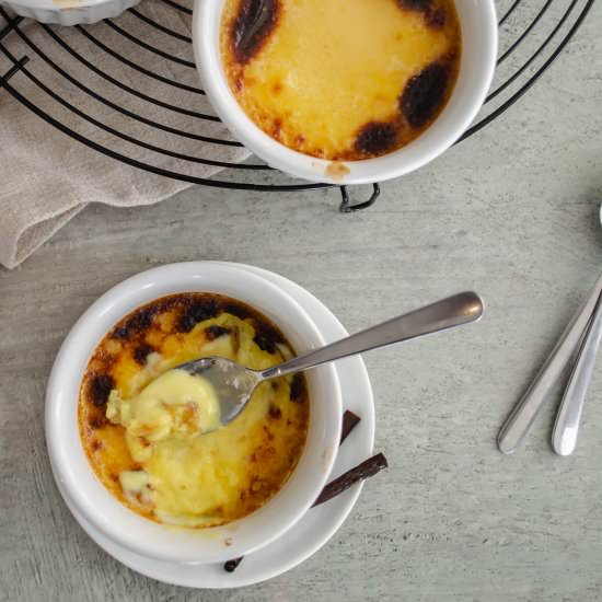 Healthy Vanilla Bean Creme Brulee